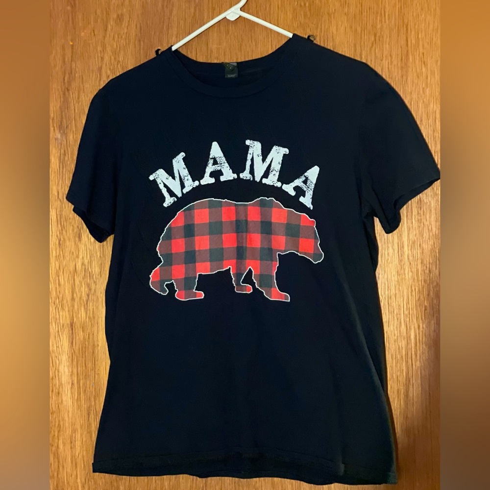 Anvil Mama Bear Buffalo Plaid Graphic T-Shirt Black Short Sleeve Womens Medium